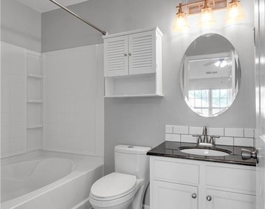 2827 Creek Bottom Court - Photo Thumbnail 15