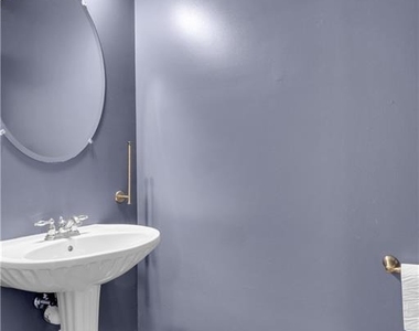 2827 Creek Bottom Court - Photo Thumbnail 23