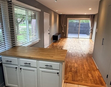 5561 Court F - Photo Thumbnail 6