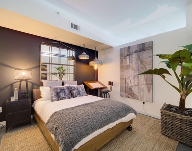 935 Marietta Street Nw - Photo Thumbnail 2
