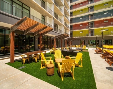935 Marietta Street Nw - Photo Thumbnail 14