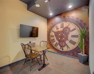 935 Marietta Street Nw - Photo Thumbnail 7