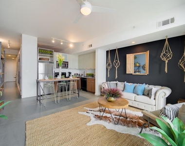 935 Marietta Street Nw - Photo Thumbnail 1
