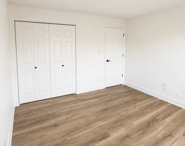 7101 Oconnell Drive - Photo Thumbnail 11