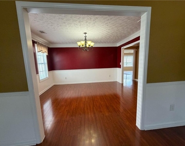 2760 Rusticwood Drive - Photo Thumbnail 35