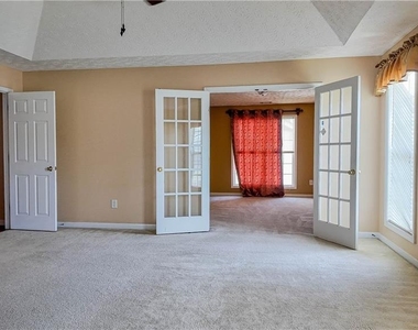 2760 Rusticwood Drive - Photo Thumbnail 17