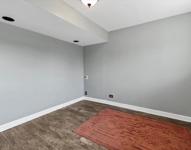 1719 W Lexington Drive - Photo Thumbnail 11