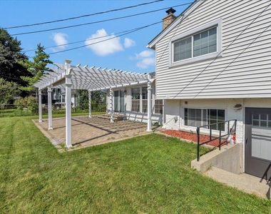1719 W Lexington Drive - Photo Thumbnail 8