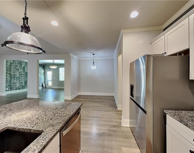 6945 Daylily Lane - Photo Thumbnail 4