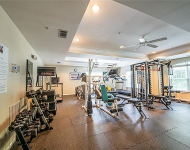 3275 Ne Lenox Road Ne - Photo Thumbnail 23