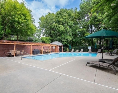 3275 Ne Lenox Road Ne - Photo Thumbnail 25