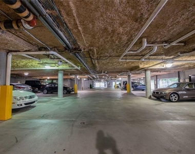 3275 Ne Lenox Road Ne - Photo Thumbnail 29