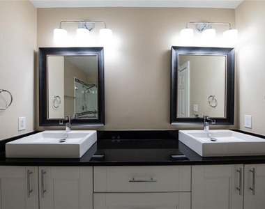 3275 Ne Lenox Road Ne - Photo Thumbnail 14