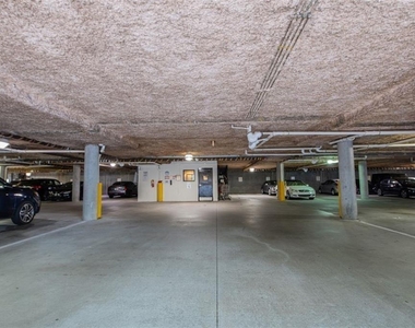 3275 Ne Lenox Road Ne - Photo Thumbnail 30