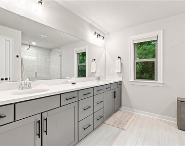 1340 Stanley Park Drive - Photo Thumbnail 20