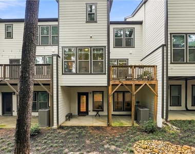 1340 Stanley Park Drive - Photo Thumbnail 28