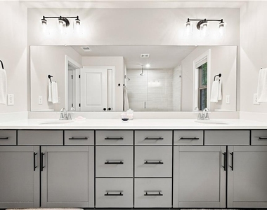 1340 Stanley Park Drive - Photo Thumbnail 21