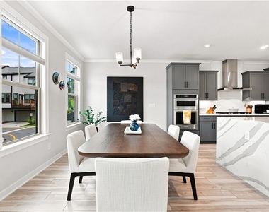 1340 Stanley Park Drive - Photo Thumbnail 10