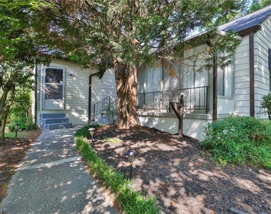 616 Darlington Road Ne - Photo Thumbnail 8