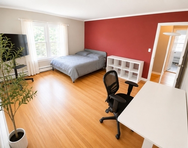 2038 Sherman Avenue - Photo Thumbnail 10