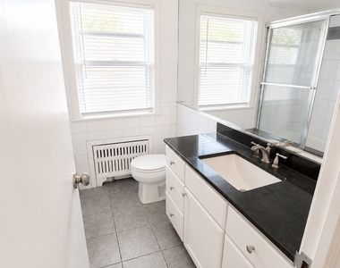 2038 Sherman Avenue - Photo Thumbnail 8