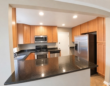 2038 Sherman Avenue - Photo Thumbnail 7