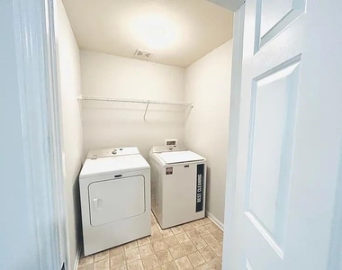 4668 Creekside Villas Way Se - Photo Thumbnail 21