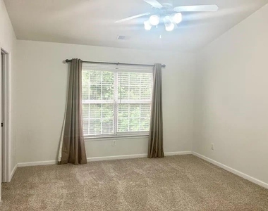 4668 Creekside Villas Way Se - Photo Thumbnail 17