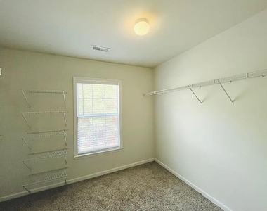 4668 Creekside Villas Way Se - Photo Thumbnail 15