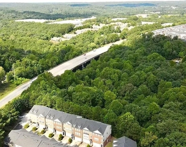 4668 Creekside Villas Way Se - Photo Thumbnail 32