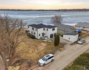 297 E Lakeview Avenue - Photo Thumbnail 56