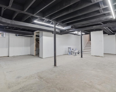 297 E Lakeview Avenue - Photo Thumbnail 47