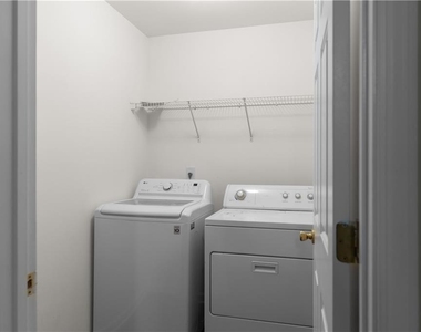 3127 Wyesham Circle - Photo Thumbnail 41