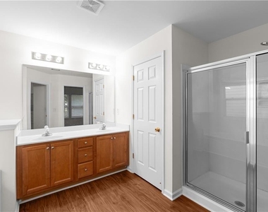 3127 Wyesham Circle - Photo Thumbnail 32