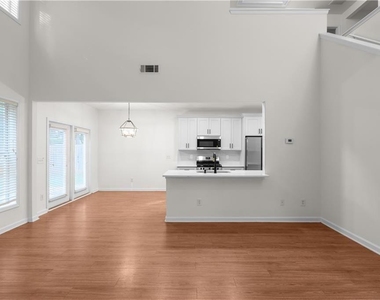 3127 Wyesham Circle - Photo Thumbnail 11
