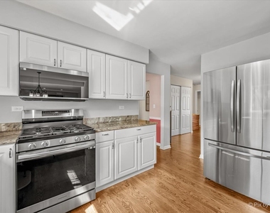 39867 N Harbor Ridge Drive - Photo Thumbnail 10