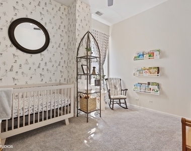 1350 W Fullerton Avenue - Photo Thumbnail 15