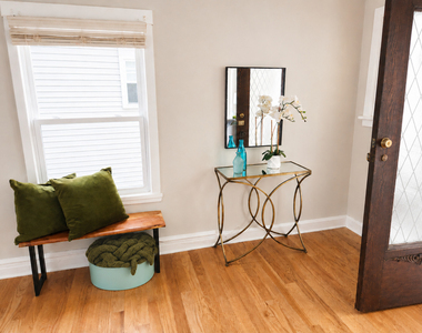 907 Ferdinand Avenue - Photo Thumbnail 3