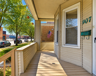 907 Ferdinand Avenue - Photo Thumbnail 2