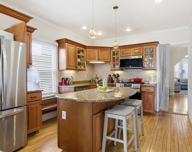 907 Ferdinand Avenue - Photo Thumbnail 10