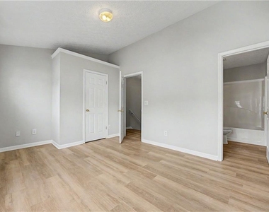 1212 Penhurst Way - Photo Thumbnail 16