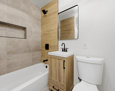 1514 W Fry Street - Photo Thumbnail 10
