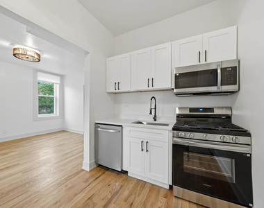 1514 W Fry Street - Photo Thumbnail 7