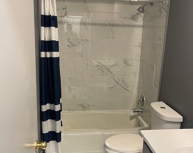 523 N Pleasant Drive - Photo Thumbnail 3