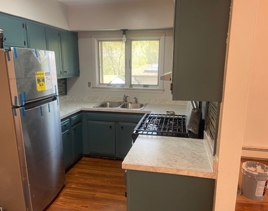 523 N Pleasant Drive - Photo Thumbnail 1