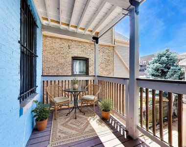1532 N Greenview Avenue - Photo Thumbnail 10