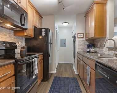 32 Sterling Circle - Photo Thumbnail 10