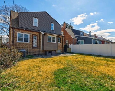 1644 N 73rd Court - Photo Thumbnail 37