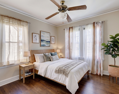 1644 N 73rd Court - Photo Thumbnail 10