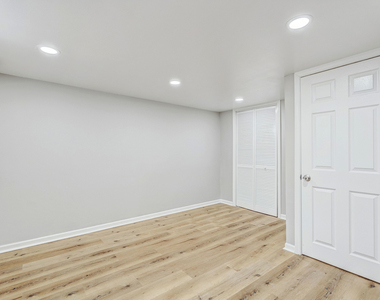 1644 N 73rd Court - Photo Thumbnail 33